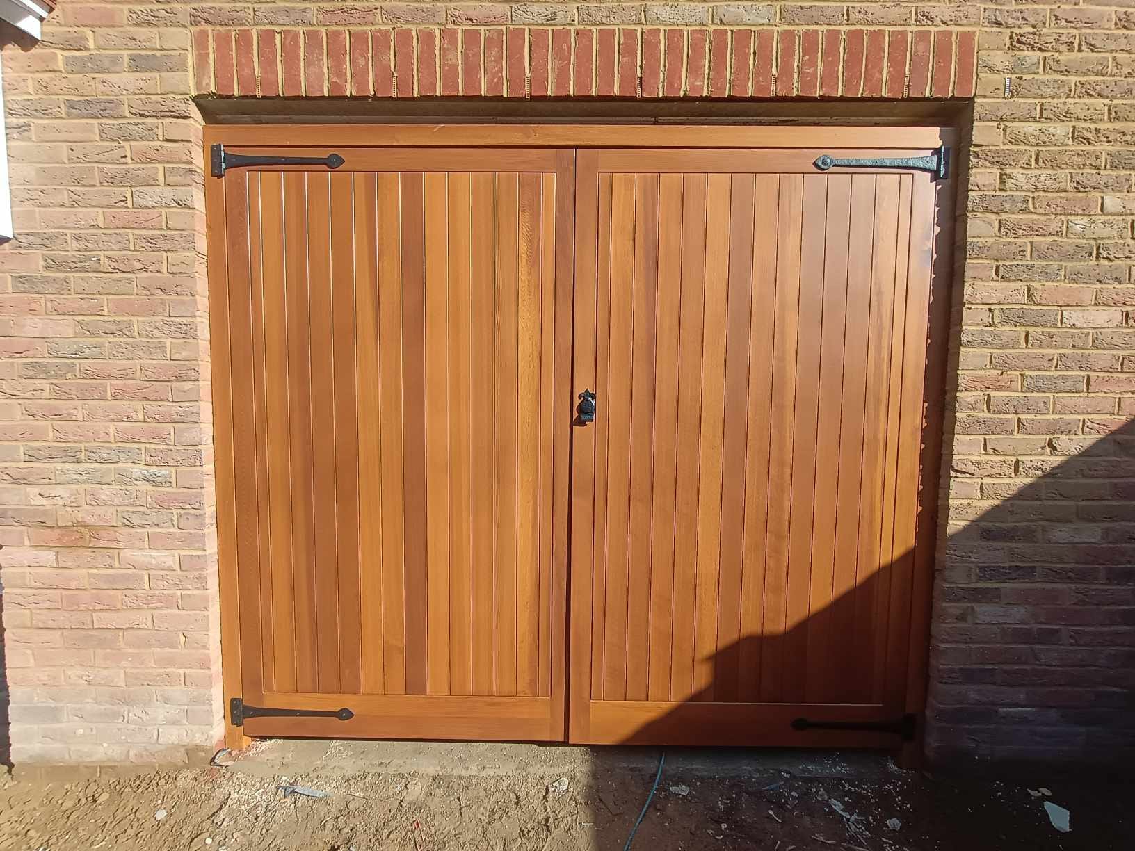 Cedar Door Bakewell Side Hinged Golden Oak