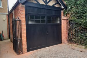 Cedar Door Side hinged - Ebony finish