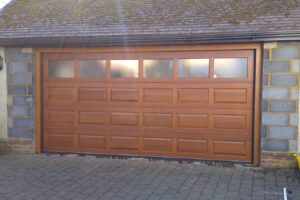 Cedar Door - York - Sectional